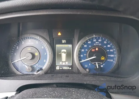 2015 Toyota Sienna Xle Premium 8 Passenger z USA, uszkodzony, nr VIN 5TDYK3DC8FS630020